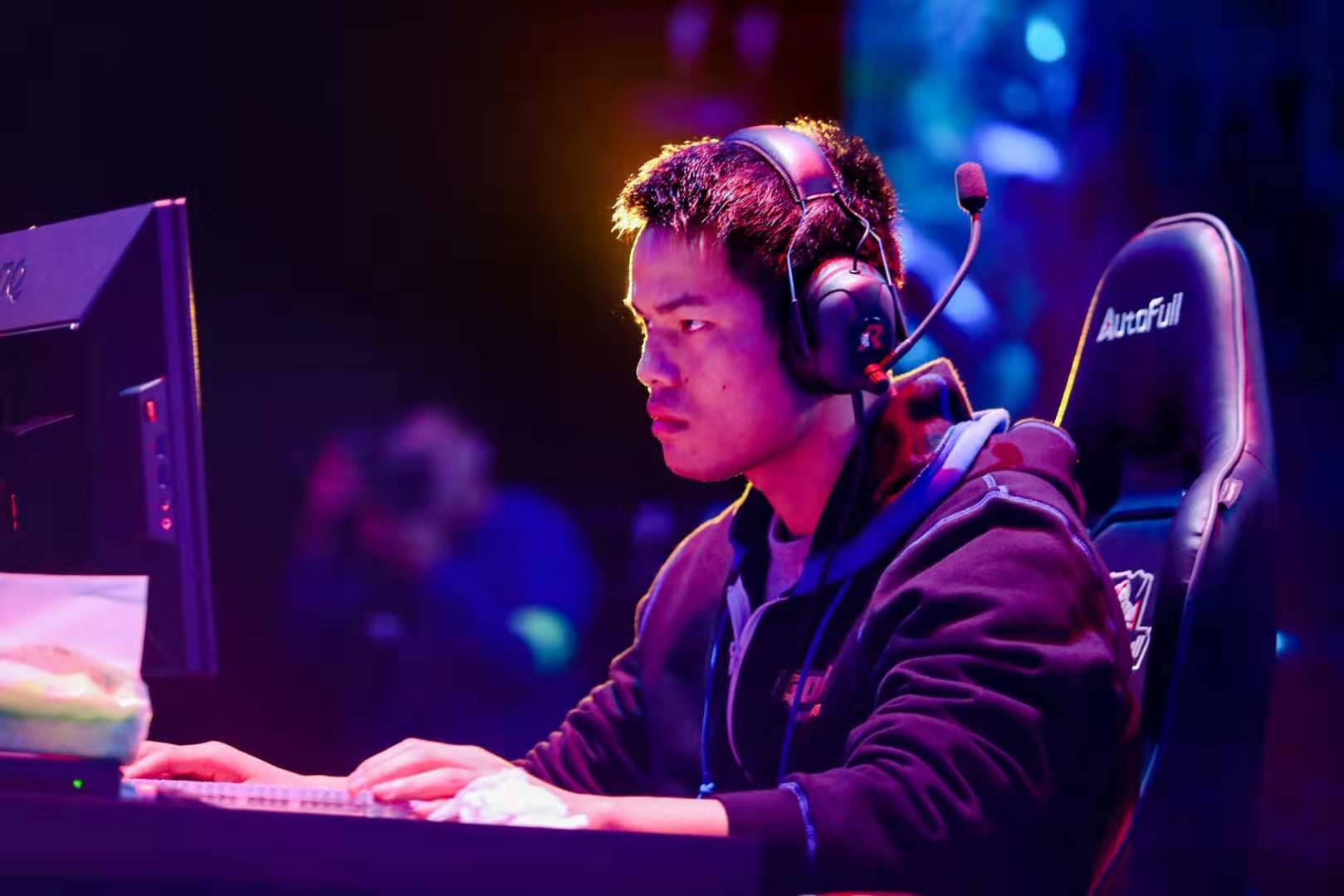 重新考虑球 重新考虑球